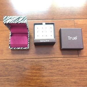 Sterling silver earrings box for two